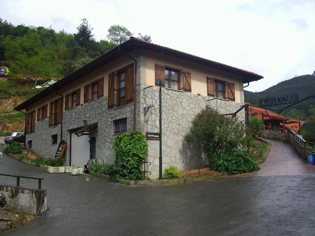 Agroturismo Ordaola Alonsotegi Εξωτερικό φωτογραφία